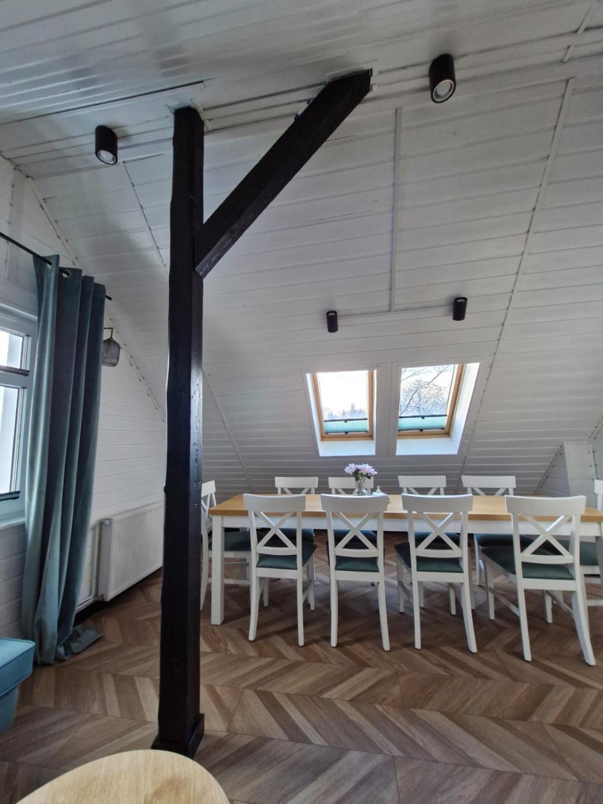 Residence Zielono Mi シクラルスカ・ポレンバ エクステリア 写真