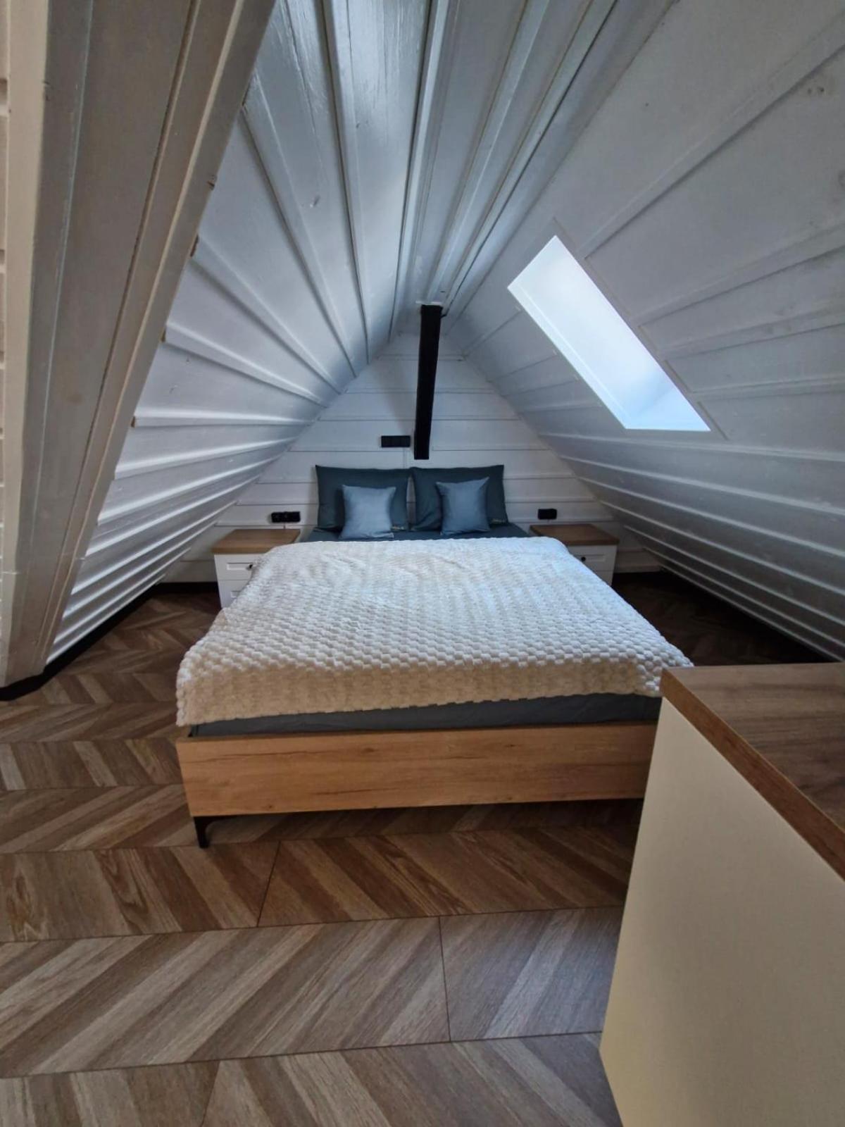 Residence Zielono Mi シクラルスカ・ポレンバ エクステリア 写真