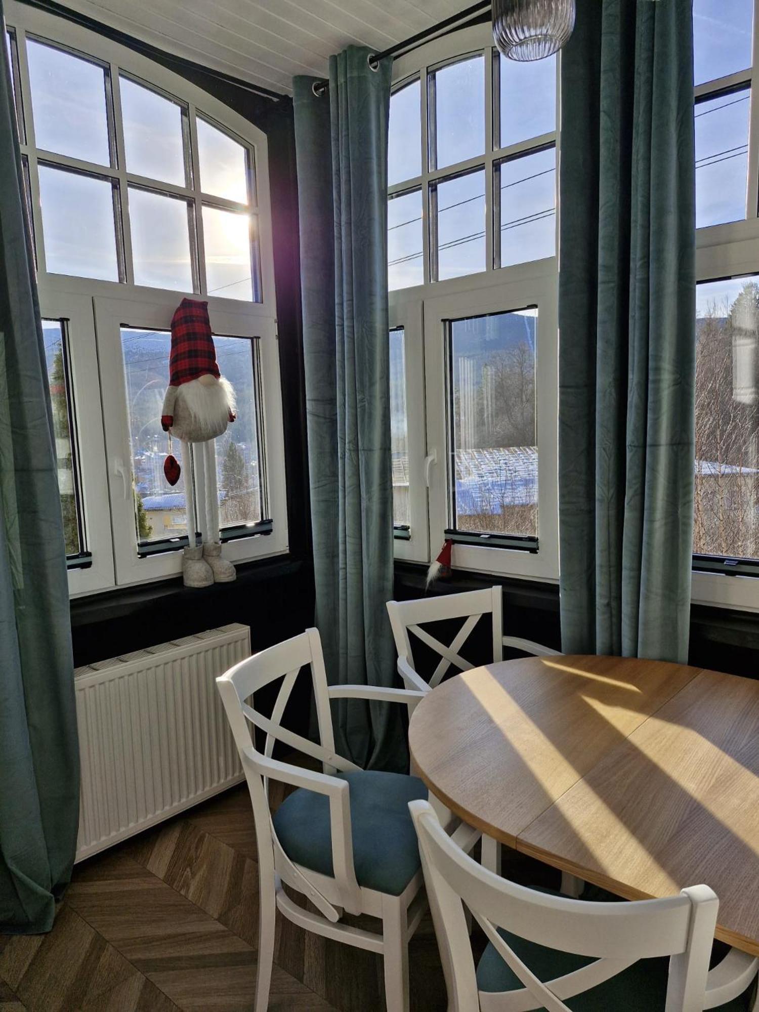 Residence Zielono Mi シクラルスカ・ポレンバ エクステリア 写真