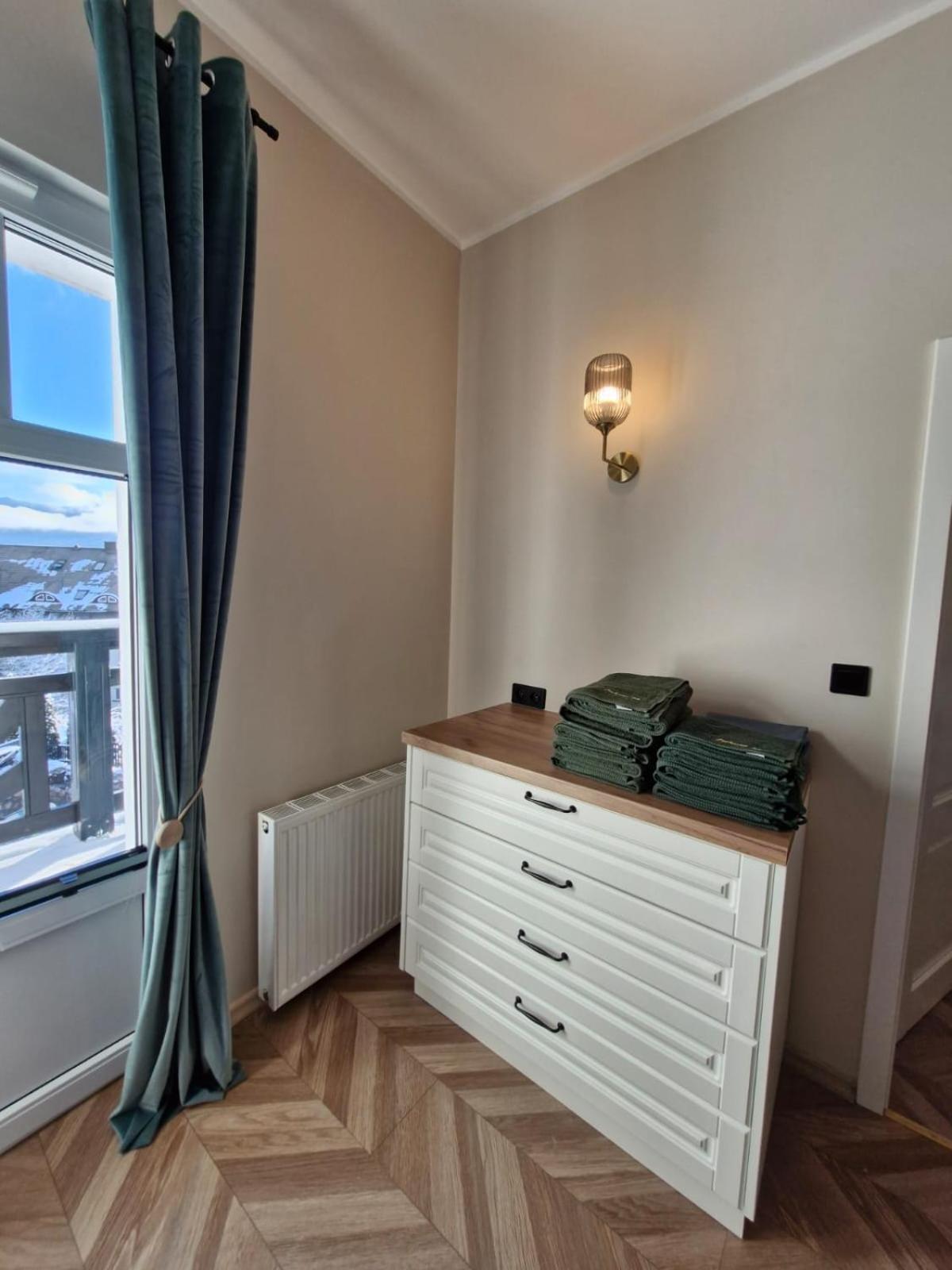 Residence Zielono Mi シクラルスカ・ポレンバ エクステリア 写真